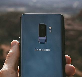 На доисторические смартфоны Galaxy выходит One UI 6.1 с главной фичей Samsung 2024 года