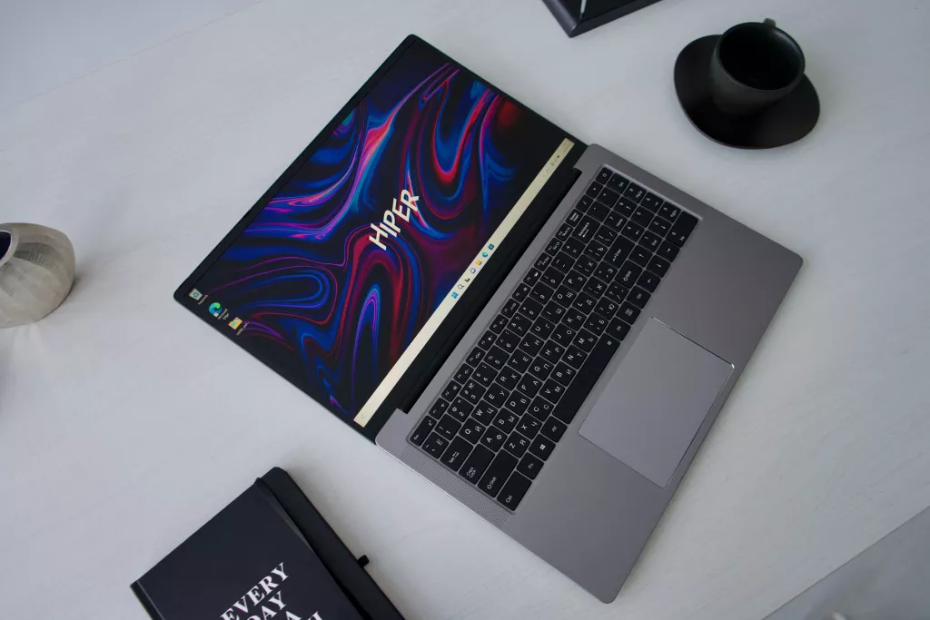 HIPER EXPERTBOOK HIPER EXPERTBOOK