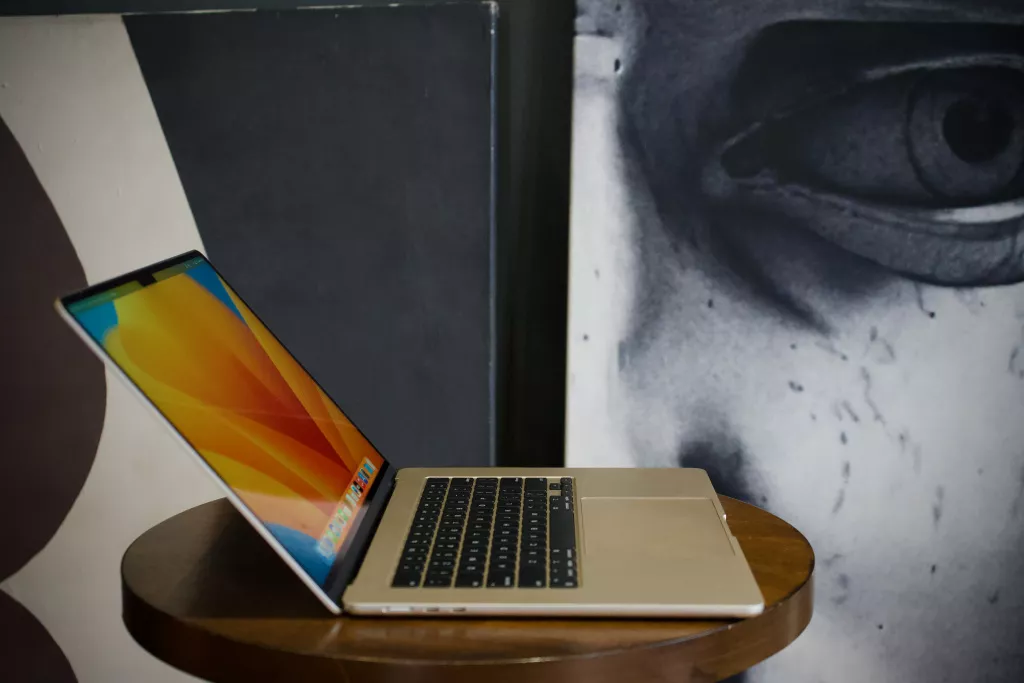 MacBook Air на M2 (2023) MacBook Air на M2 (2023)