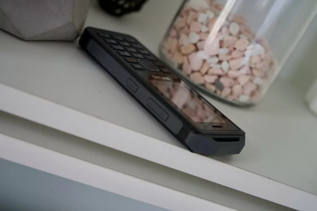 Philips Xenium E2317 Philips Xenium E2317