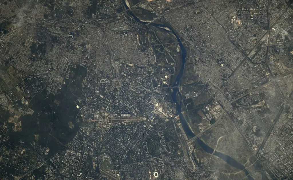 Фото из космоса Снимок экрана 2025-03-24 131033.png