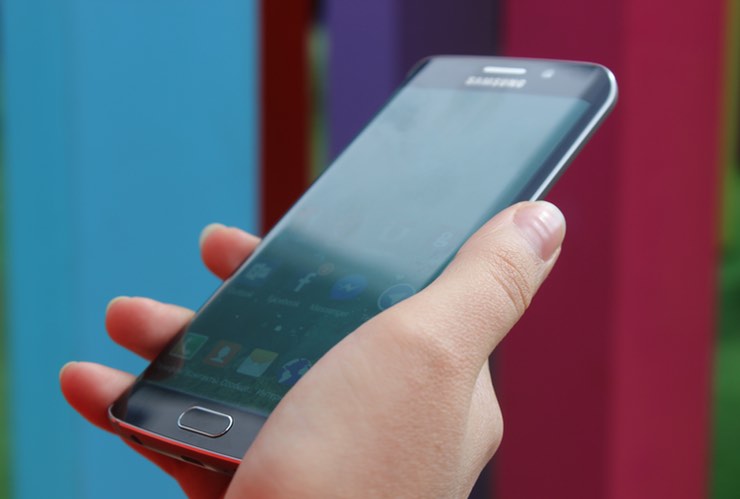 Samsung появится в каждом «Связном»