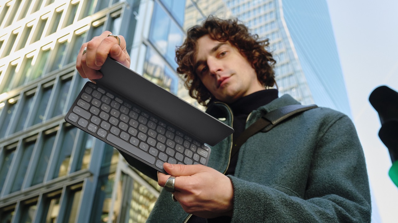 Logitech выпустила новую ультратонкую клавиатуру Keys-To-Go 2. Она просто создана для iPad