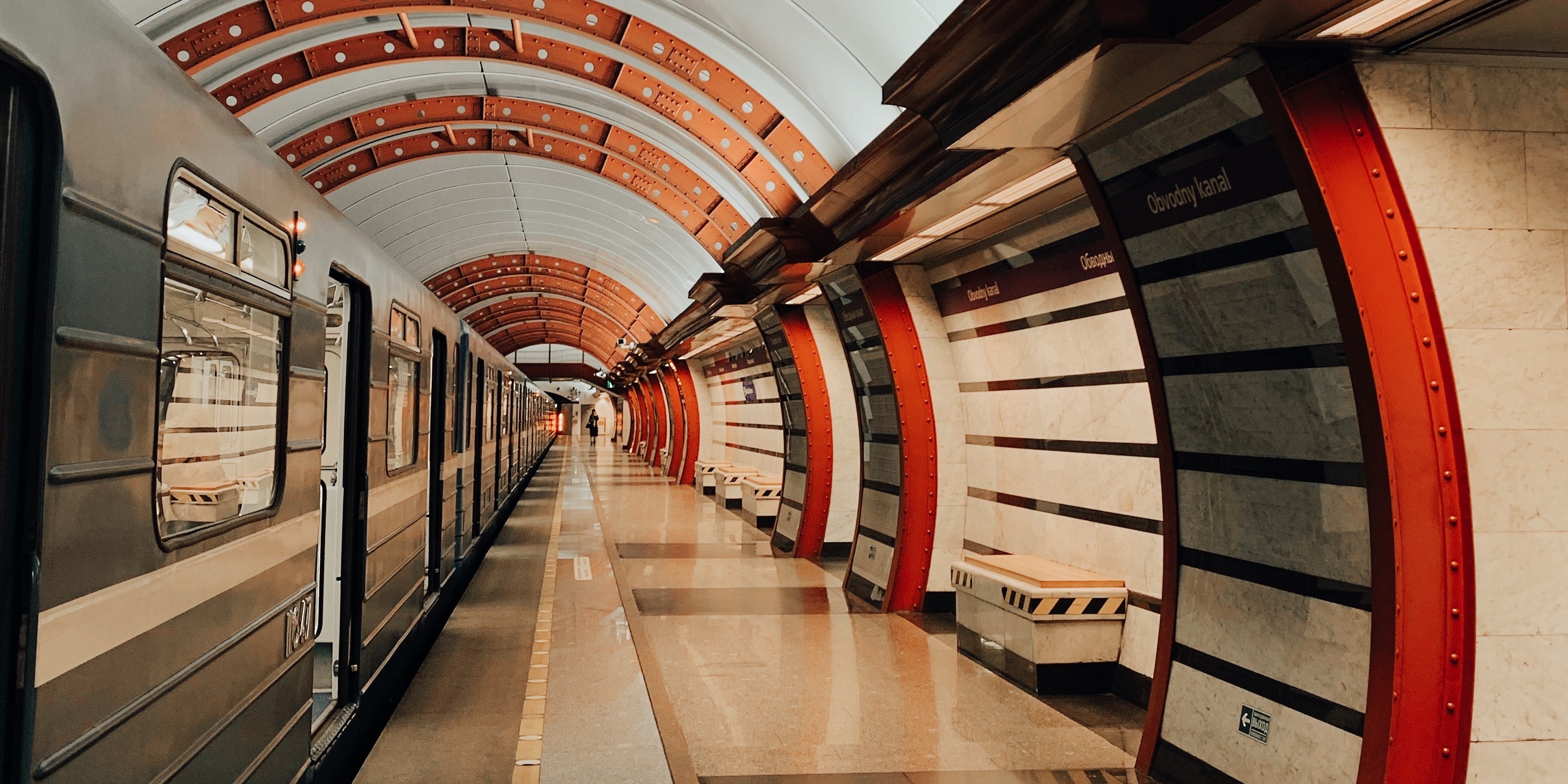 Работа метро петербурга. Метро Обводный канал Санкт-Петербург. Станции метро Петербурга. Последнее метро. Города с метрополитеном.