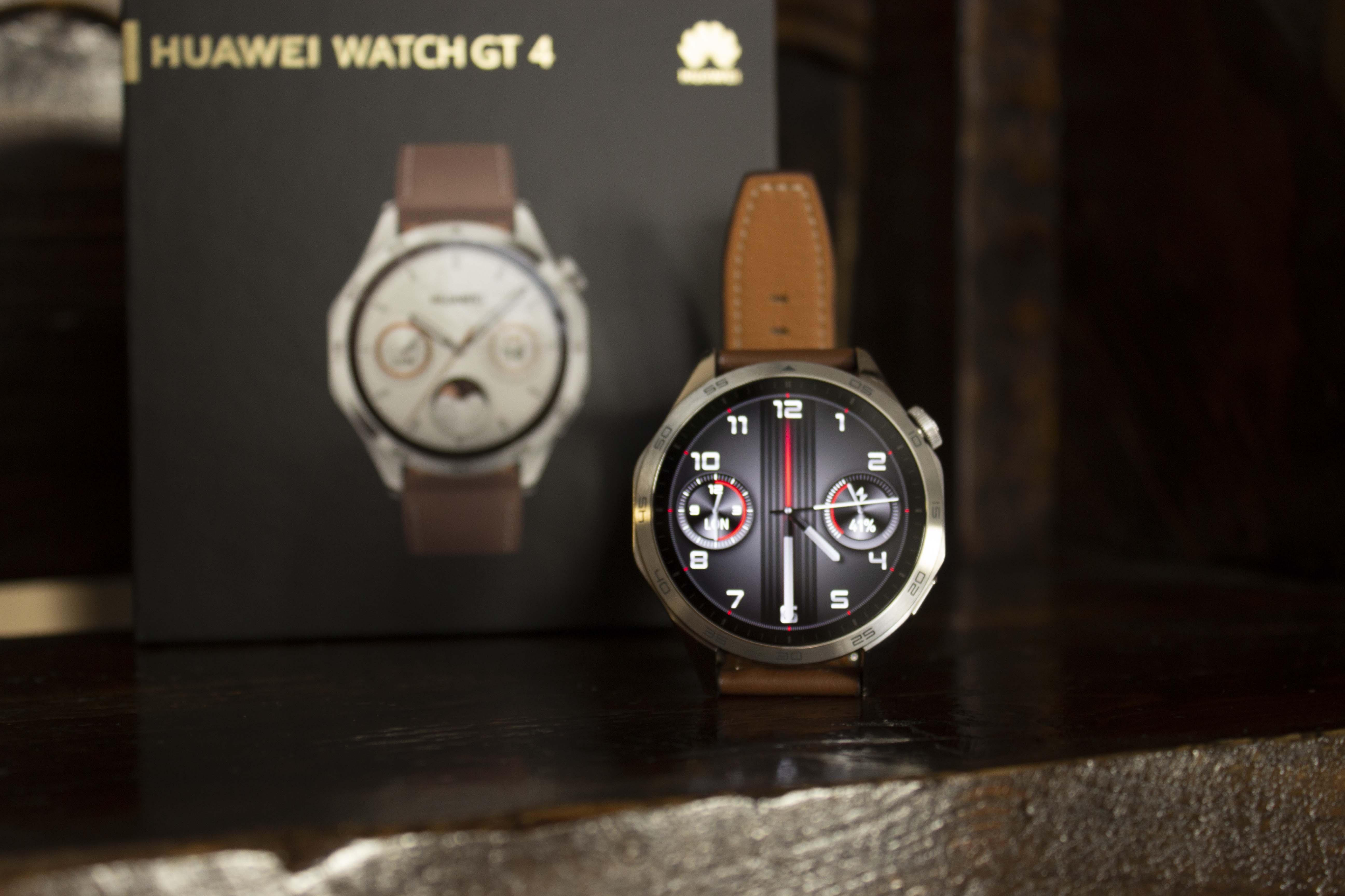 Обзор HUAWEI Watch GT 4: эволюция возможностей в классическом дизайне