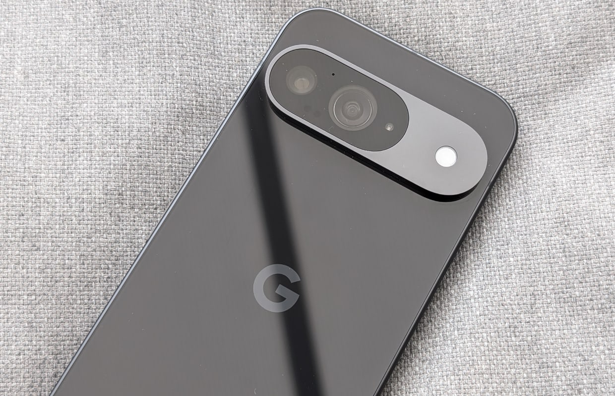 Google Pixel 9a показали на фотографиях за год до презентации