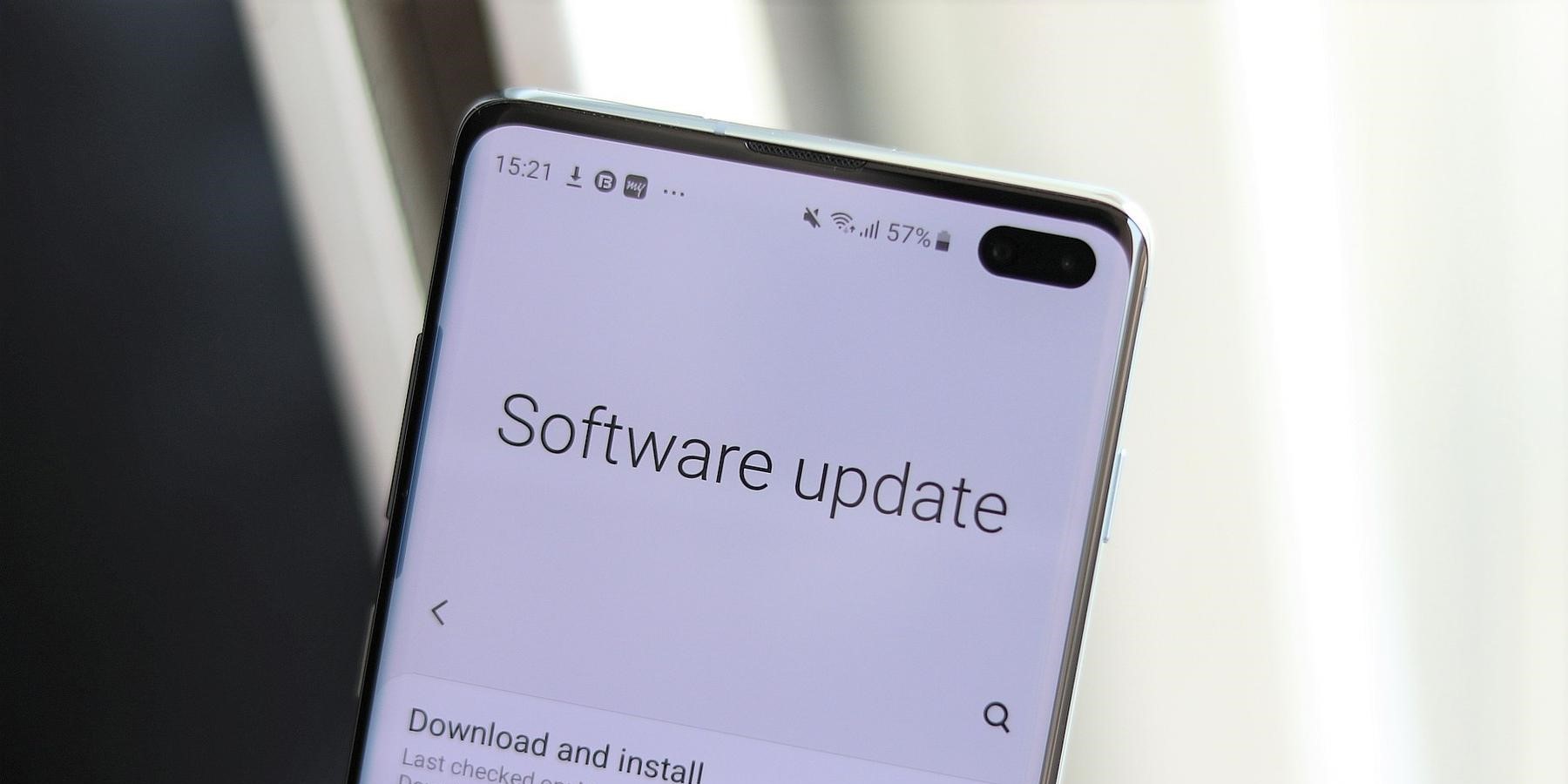 Смартфоны Galaxy S10 начали получать обновление с функцией замедленной  съемки для фронтальной камеры