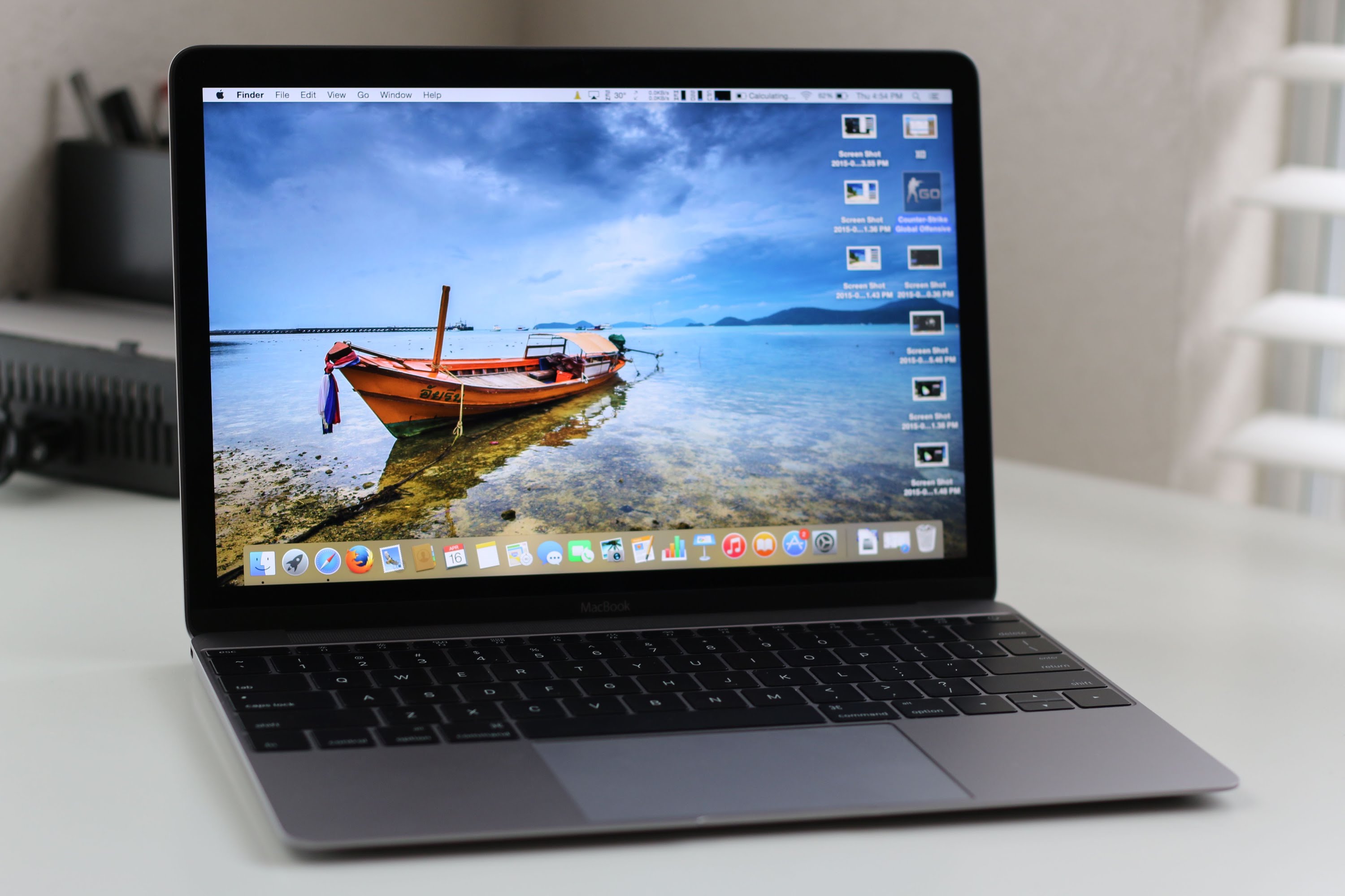 Ноутбук 12. MACBOOK 12. Apple MACBOOK 12 2015. MACBOOK 12 Retina. MACBOOK 12 дюймов 2015.