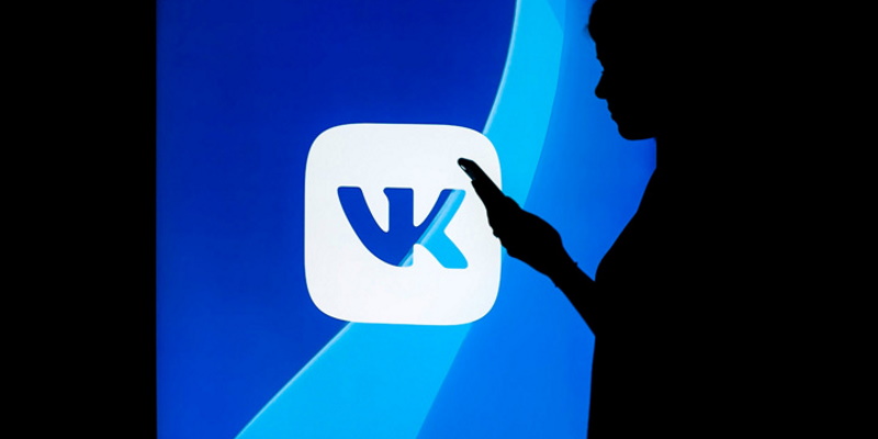 Как узнать, какие сведения о вас хранит «ВКонтакте» (и скачать их себе)