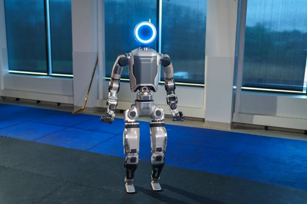 Boston Dynamics показала новое поколение роботов Atlas