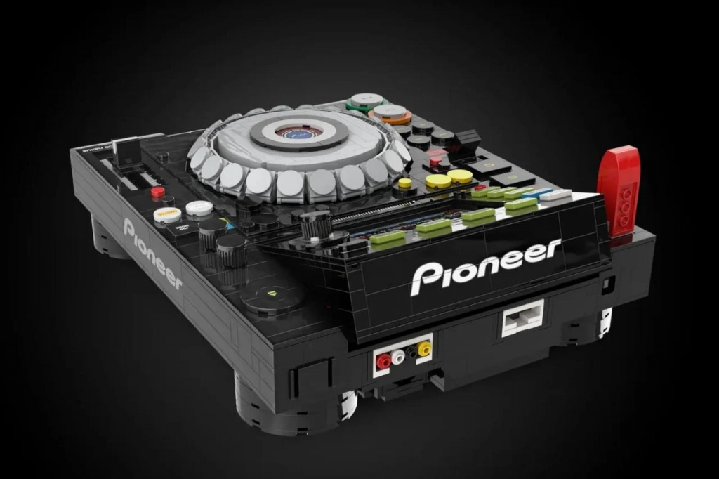 pioneer_cdj_2000_lego_2.jpeg