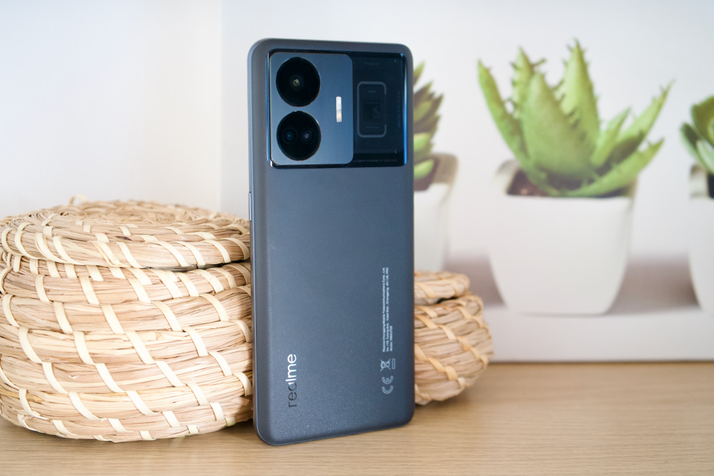 realme GT3