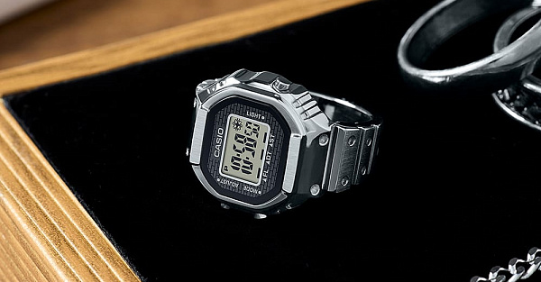 Casio выпустила собственное смарт-кольцо со встроенным дисплеем, секундомером и будильником